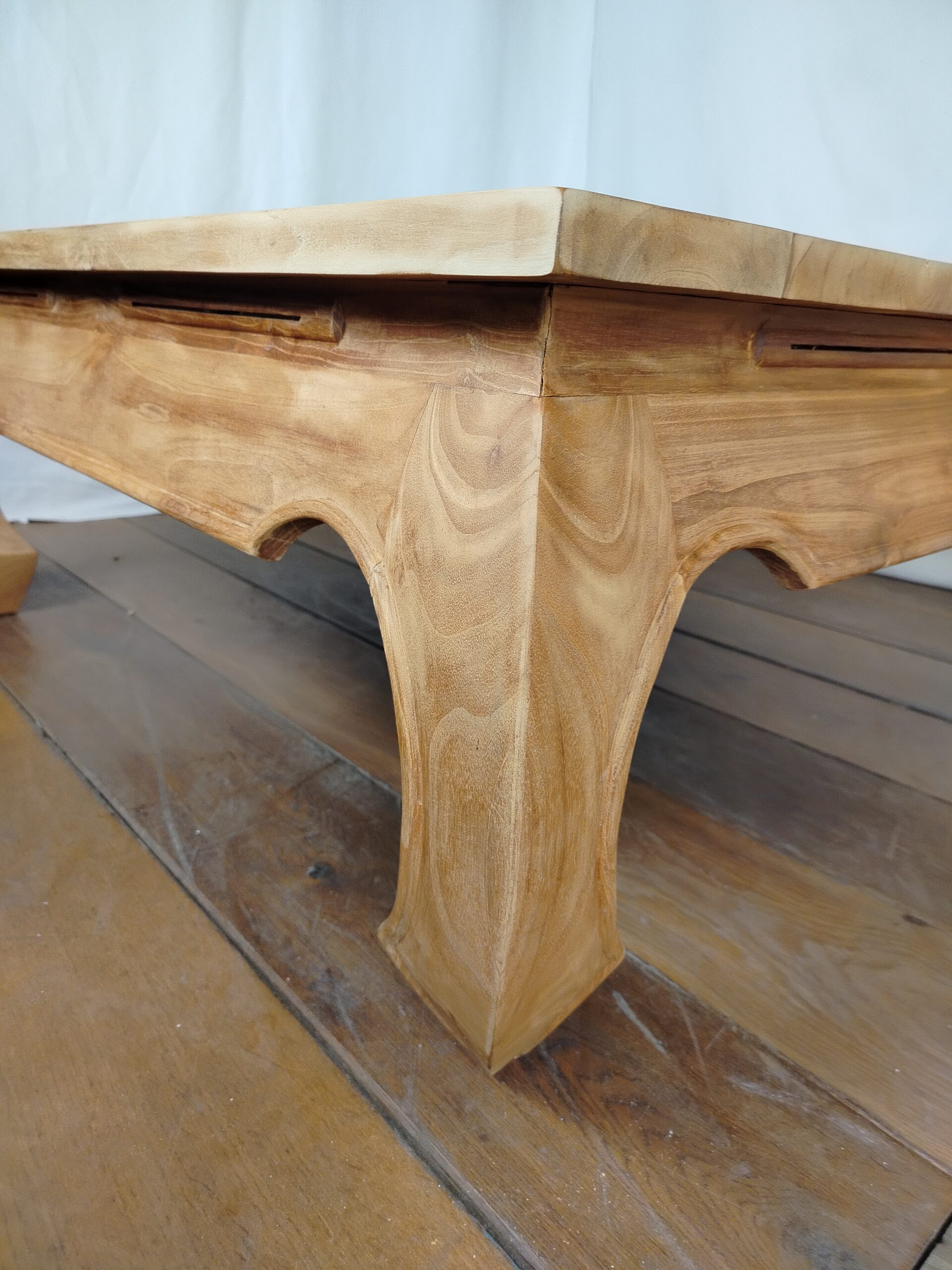 Masivní opiový stolek z exotického dřeva - Obrázek 5